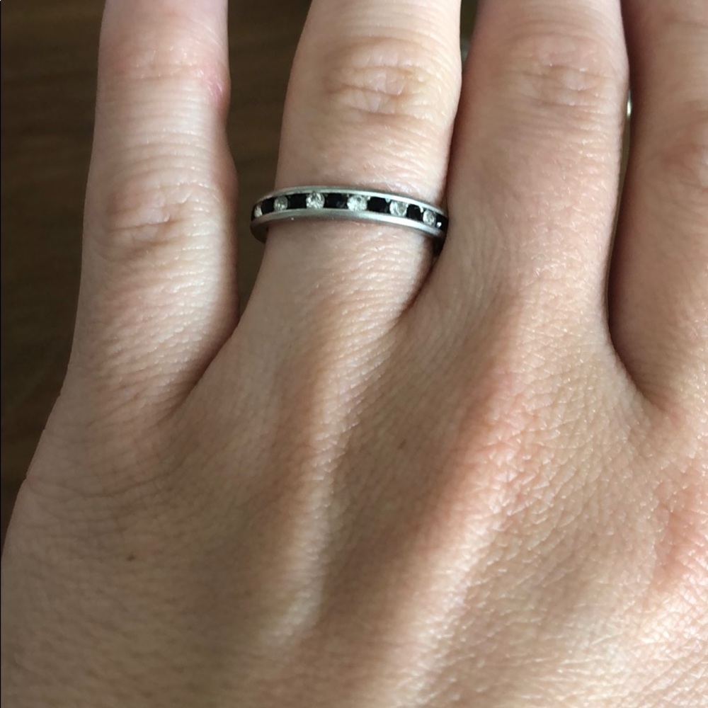 Four Rings! - Picture 4 of 8